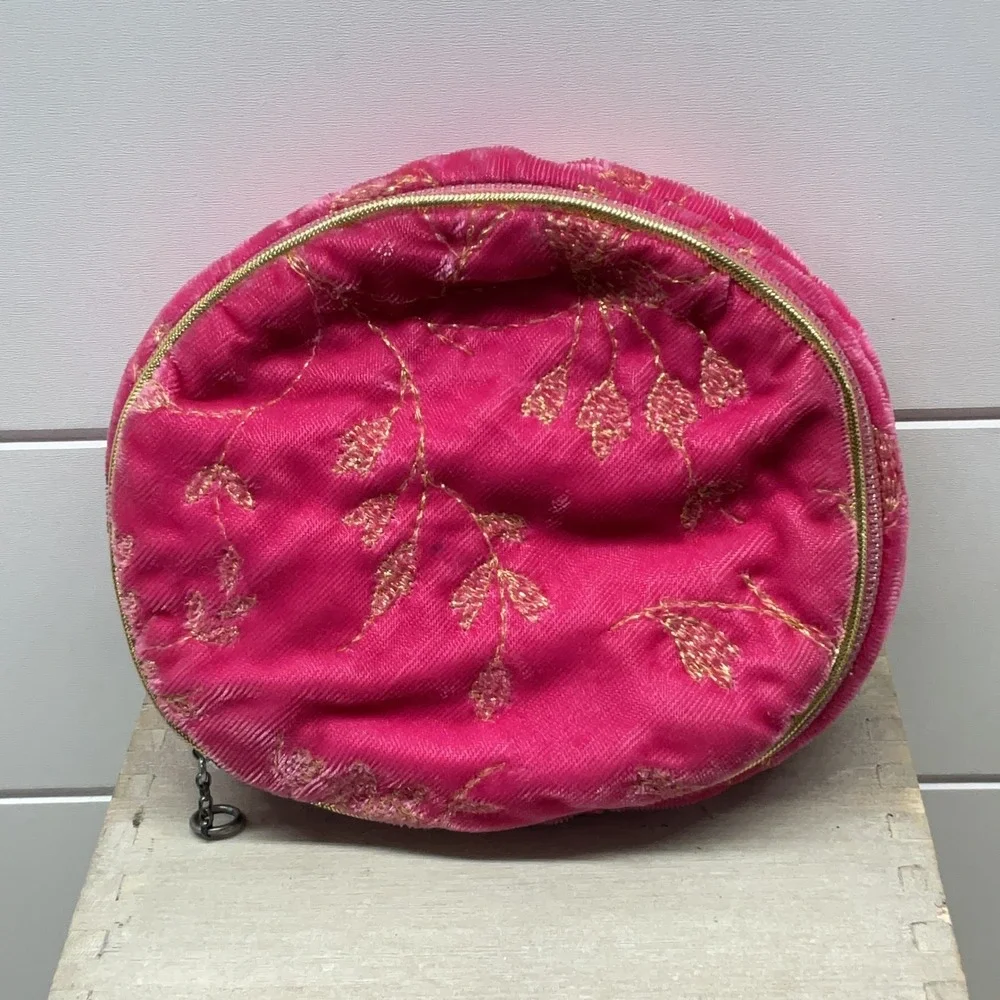 Vintage Ann Seton Hot Pink Velvet Gold Embroidered Travel Jewelry Case Organizer